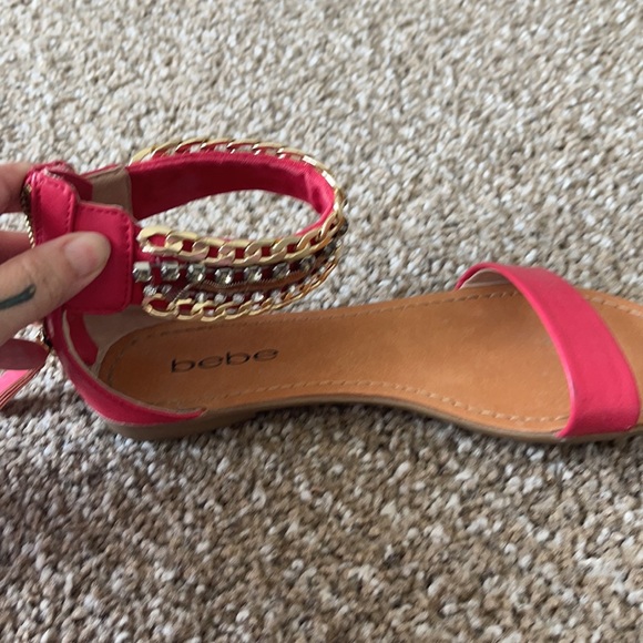 Beautiful red Bebe sandals - Picture 5 of 6